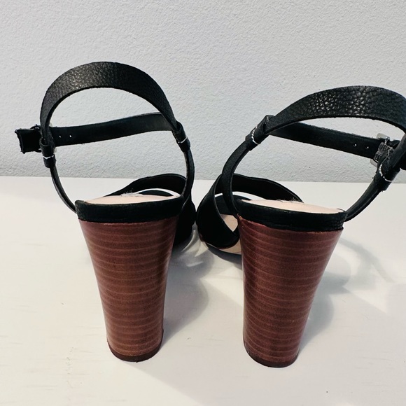 Tahari Marianne Sandals - Picture 4 of 6